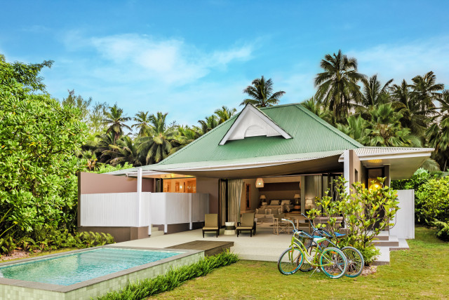 Blue Safari Seychelles Alphonse Beach Suite
