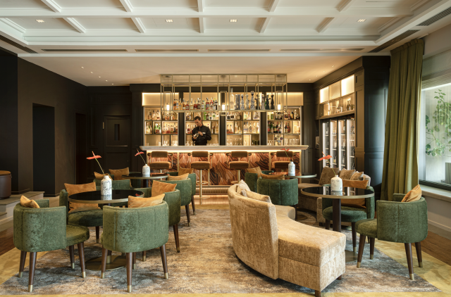 Ecru bar