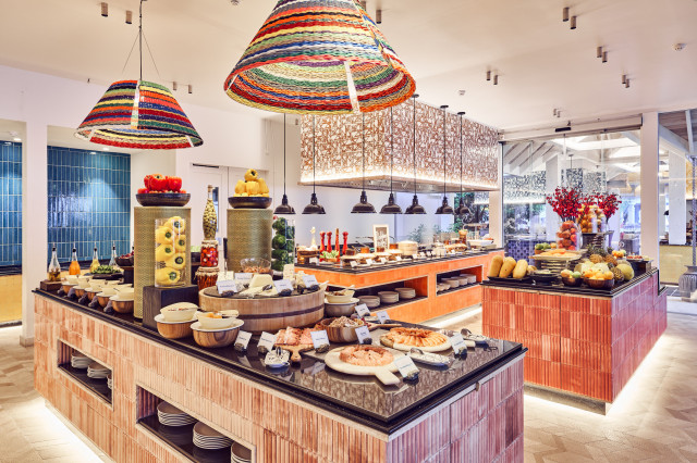 Buffet at Beach Kitchen 