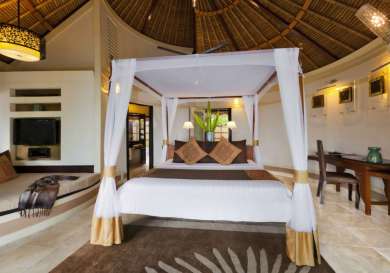 42955838 h1 btmvmv_fh09_11__deluxe_beachfront_villa_interior_2 1024x683.