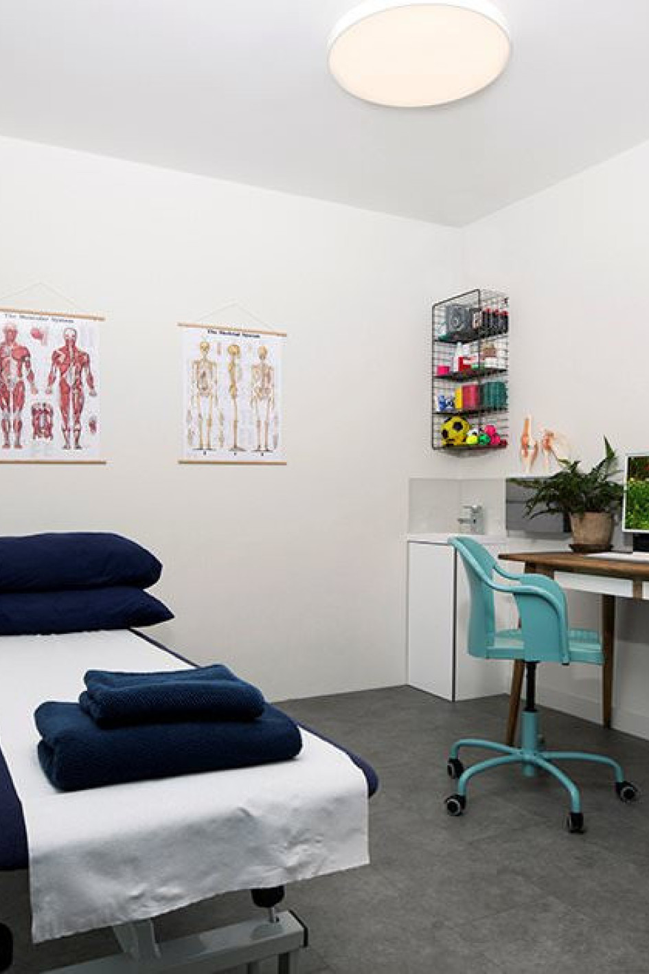 the-ultra-sports-clinic-room.jpeg