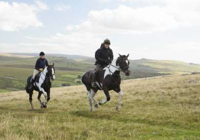 Rediscover dartmoor with liberty trails dartmoor derby 1.