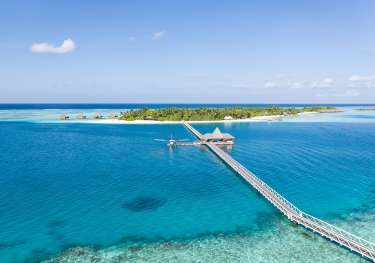 Conrad maldives_aerial_beauty shot_bridge_hero_credit justin nicholas hi res copy.