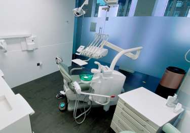 Hampstead dentist london.