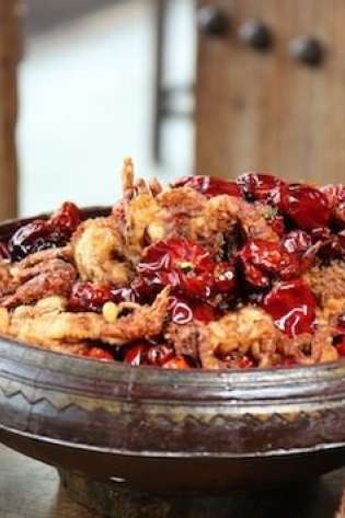 Hutong_london_red_lantern 600x355.