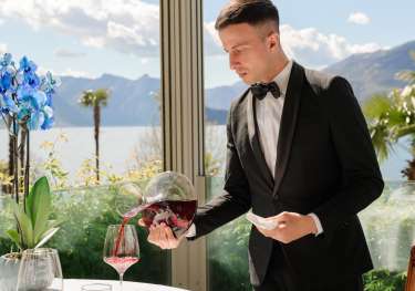 Mistral restaurant grandhotelvillaserbelloni lakecomo wine.jpg.