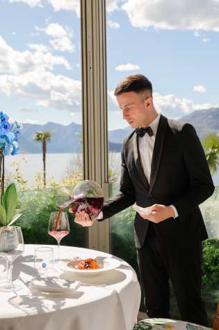 Mistral restaurant grandhotelvillaserbelloni lakecomo wine.jpg.