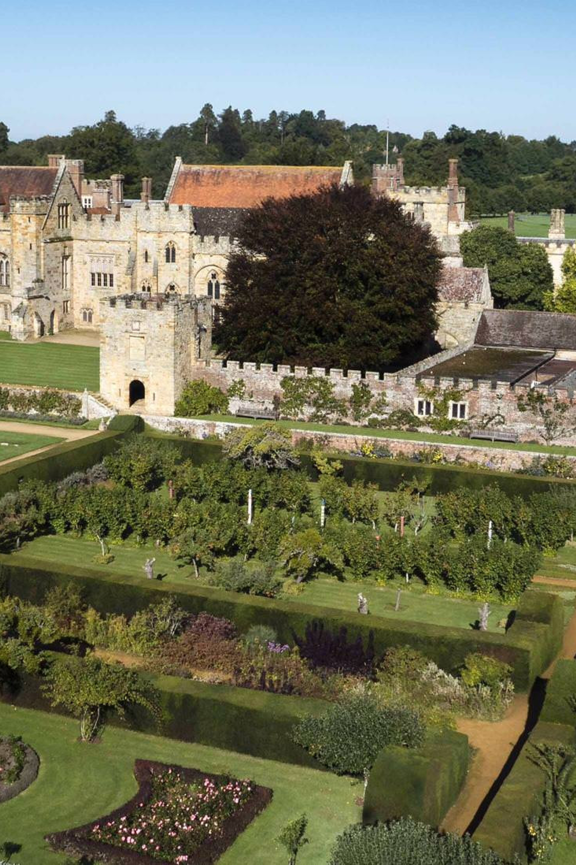 penshurst-place---ariel-view-of-grounds.jpg