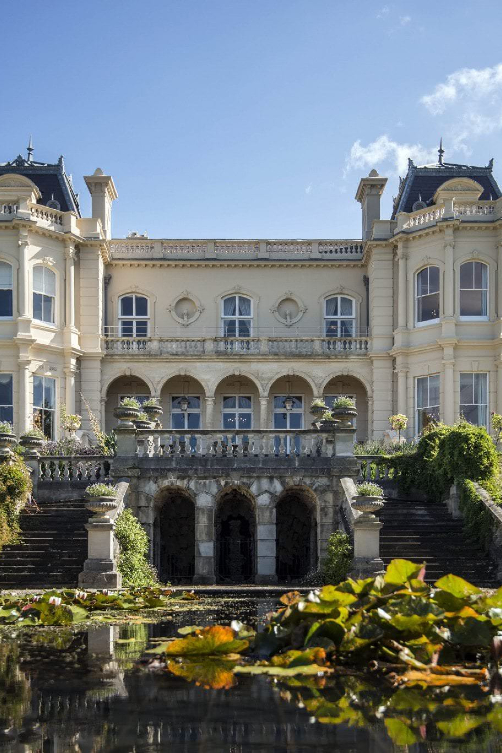 country-escapes:-exploring-lord-beaverbrooks-estate-outside-view.jpeg