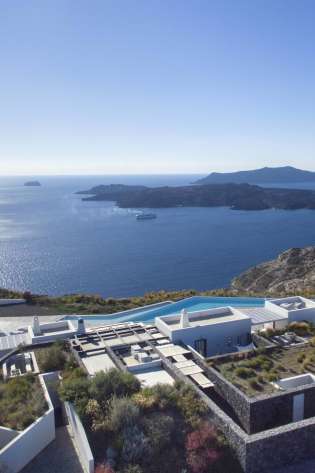 Ultimate luxury erosantorini hotel review.
