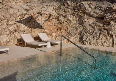 The roc club lounger.