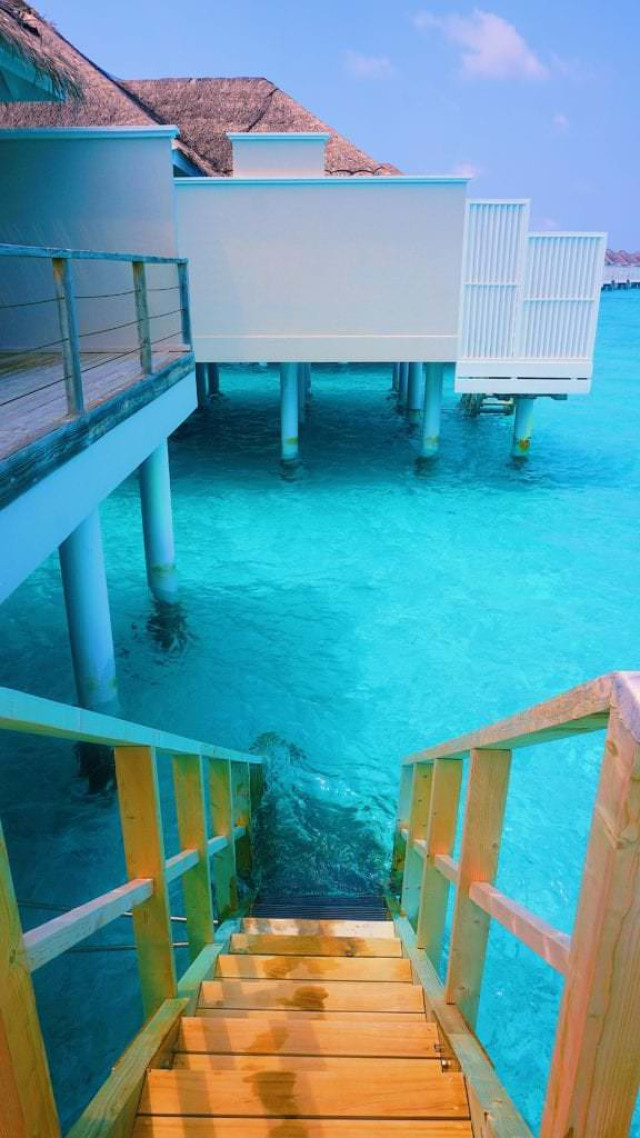 Our Lagoon Villa with direct access to the crystal blue waters