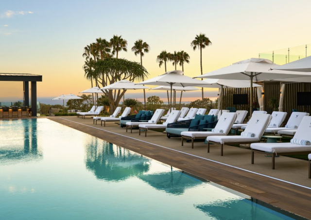 VEA Newport Beach, A Marriot Hotel & Spa