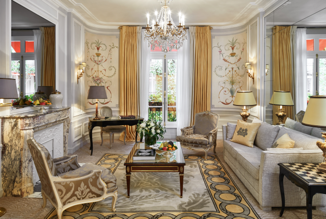 Deluxe Suite